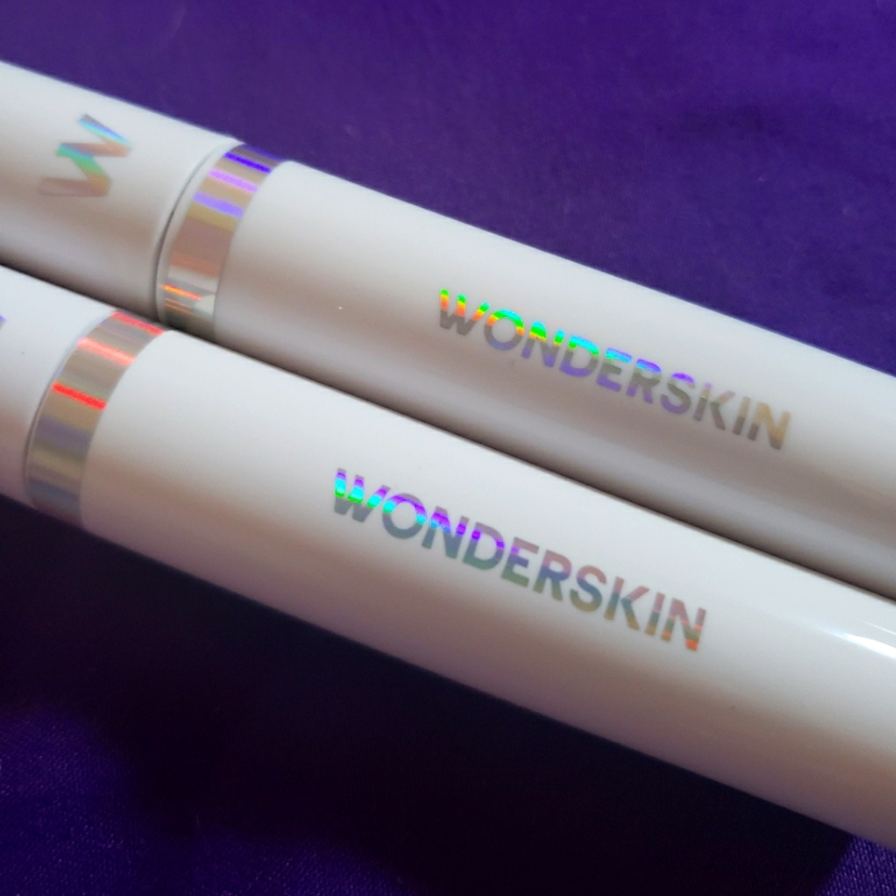 Two Wonderskin Peel Off Lip Stain